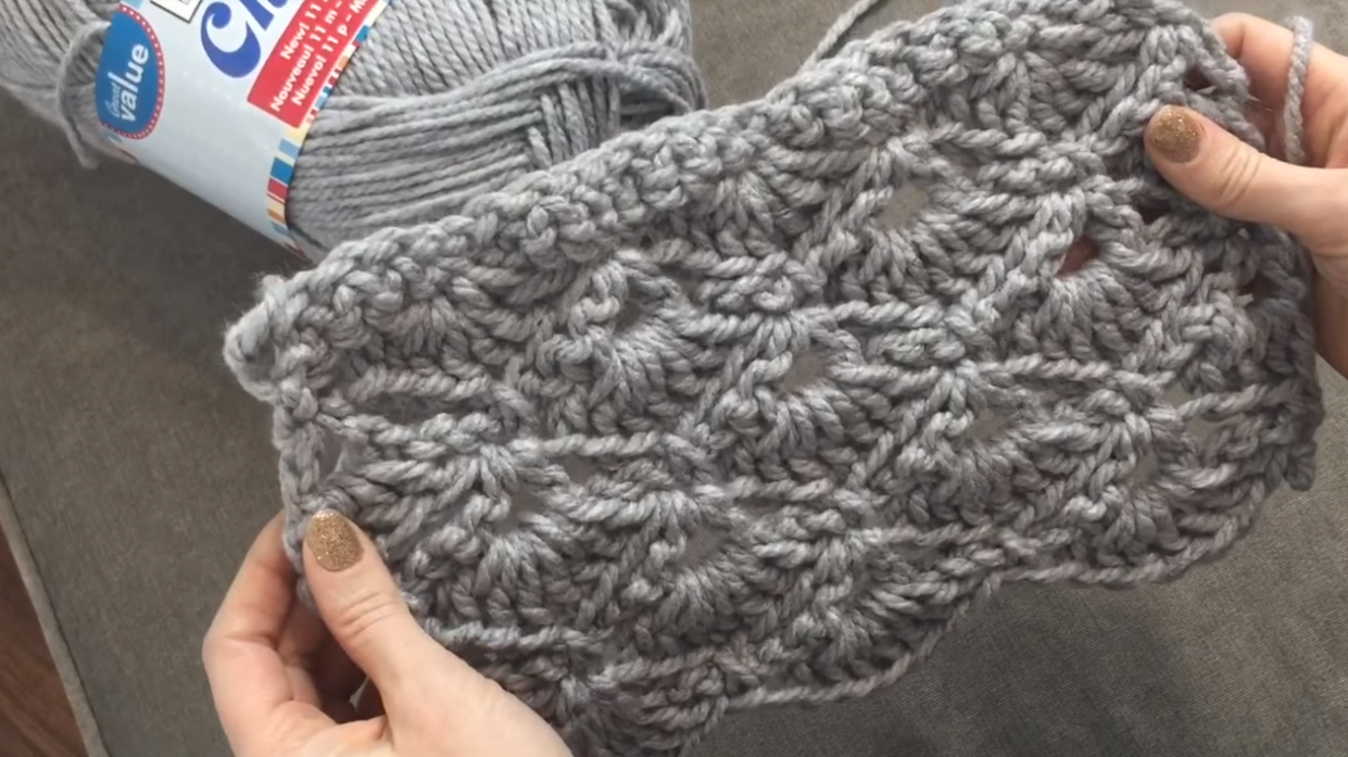crochet shells & V stitch blanket