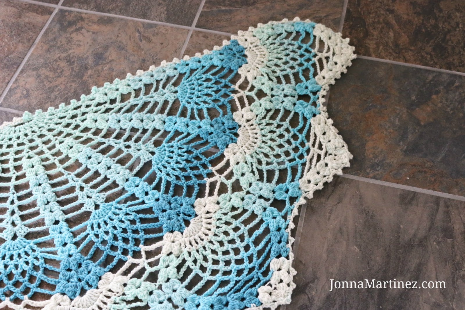 How To Crochet Pineapple Peacock Shawl – Easy Stitch Tutorial + Free Video For Beginners